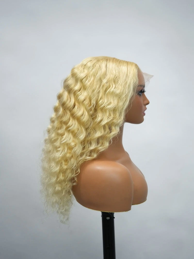 HERSHE COLORS 100% VIRGIN 13X4 613 DWAVE HERSHE COLORS 100% VIRGIN 13X4 613 DWAVE -Beauty and Company DSC06642